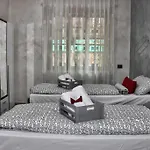 J&b Oda ve Kahvaltı 4*