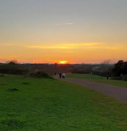 Oda ve Kahvaltı J&b 4*