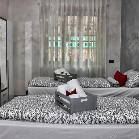 J&b Oda ve Kahvaltı 4*