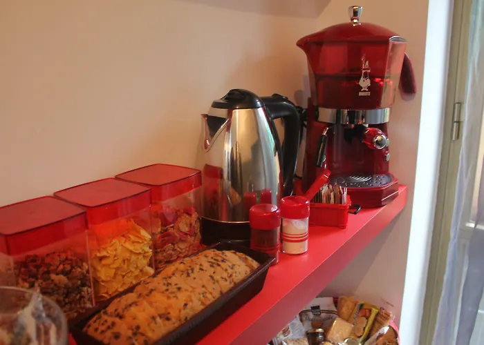 J&b Bed & Breakfast 4*