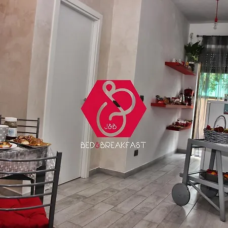 Bed & Breakfast J&b 4*